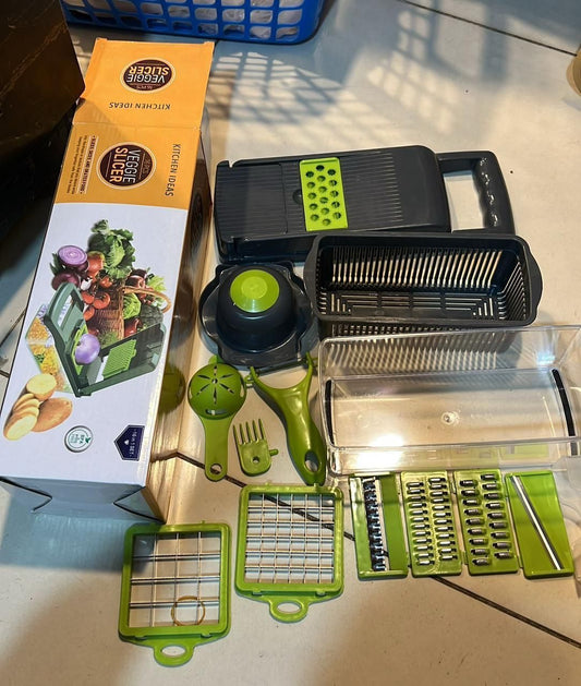 16-In-1 Multifunctional Vegetable Chopper & Slicer